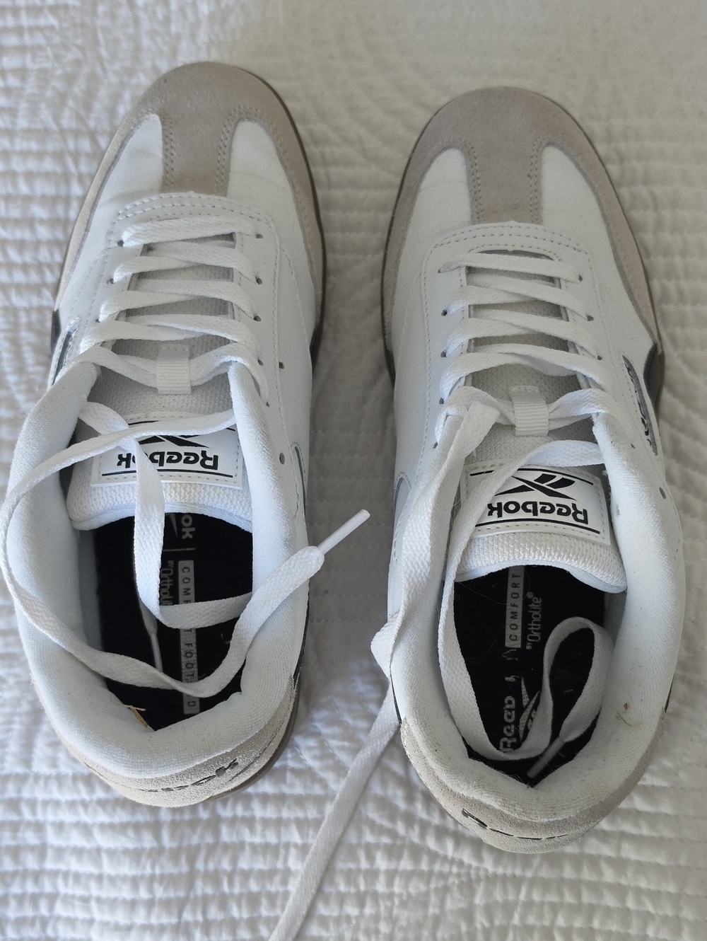 Reebok Womens White and Light Gray Retro Lace-Up Sneakers